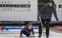 Kars'ta curling sporcular�n�n hedefi �st klasman ve milli forma