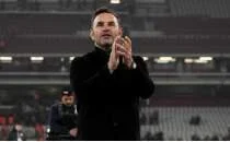 Okan Buruk'tan tarihe ge�en galibiyet!