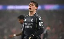 Tarihi gecede Arda G�ler ��ld�rd�! Oyundan al�n�rken tek c�mle olay oldu