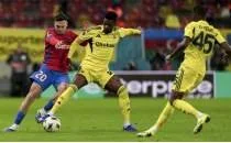 Fenerbah�e beraberli�i sonras� ba�kan ��ld�rd�: 3 futbolcuya kap�y� g�sterdi