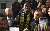 Sidiki Cherif, Fenerbah�e i�in geldi!