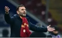 Okan Buruk'tan yeni transferler i�in a��klama