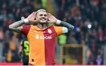 Icardi'den retro formalar i�in payla��m: 'B�y�kl�k hep kal�r'