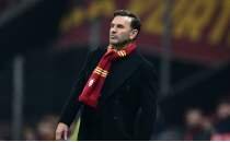 Galatasaray'da derbi �ncesi uyar�!