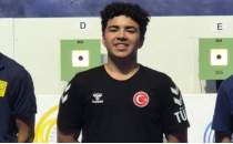 At�c�l�kta Ahmet O�uz Sayar'dan rekorlu alt�n madalya