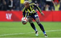 Fenerbah�e-Gen�lerbirli�i ma��nda VAR incelemesiyle penalt�