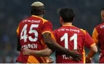 Galatasaray'dan i� sahada erken gol: Yunus Akg�n
