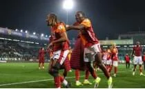 Galatasaray'da Sacha Boey ile domino etkisi!