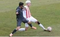 Boluspor evinde zorlanmadan kazand�