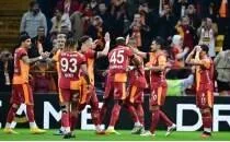 Galatasaray'�n gizli kahramanlar�: Kanatlar