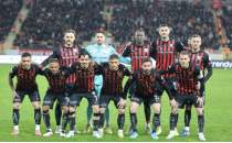 �orum FK, deplasmanda Serikspor ile kar��la�acak