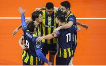 Fenerbah�e Medicana tur i�in sahaya ��k�yor