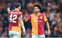 Galatasaray'da Abd�lkerim Bardakc� kart s�n�r�nda!
