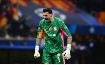 ��te U�urcan �ak�r ile Ederson aras�ndaki fark!
