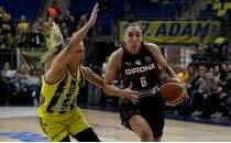 Fenerbah�e Opet, evinde ilk avantaj� ald�