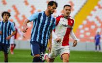 Sivasspor, Adana Demirspor'a son anlarda tak�ld�!