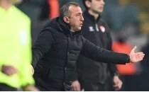 Recep U�ar: 'Hak edilmi� bir �� puan'