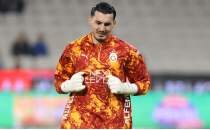 U�urcan �ak�r'dan imal� payla��m: 'Ben de sizi sevmiyorum'