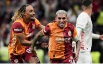 Galatasaray'dan Fenerbah�e ma�� sonras� payla��m!