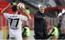 Thorsten Fink: 'Kadroda olan oyuncularla sistemi �ekillendiriyoruz'