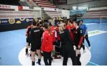 A Milli Kad�n Hentbol Tak�m�, �ekya ma�� haz�rl�klar�n� Kastamonu'da s�rd�rd�