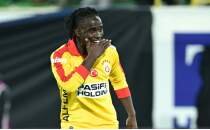 Galatasaray'da Nhaga karar� kamp sonras�