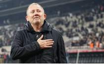 Be�ikta�'ta Sergen Yal��n dokunu�u