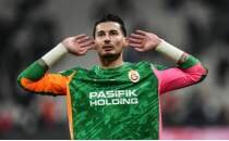 Galatasaray'da U�urcan �ak�r'a destek!