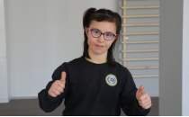 Down sendromlu Elif atletizmde �ifte ba�ar� elde etti