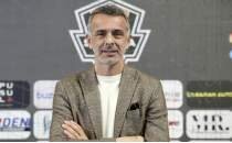 Sakarya Voleybol, Sultanlar Ligi'nin kap�s�n� 'aralad�'