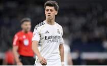 Arda G�ler, Elche ma��nda kendi yar� sahas�ndan att�!