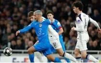 Atletico Madrid kaybetti ama �eyrek finale ��kt�!