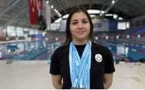 Milli y�z�c� Dila Gen�ay'�n hedefi �ekya'da k�rs�