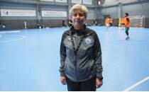 Nil�fer Belediyespor Hentbol Tak�m�, Avrupa'da yar� final pe�inde