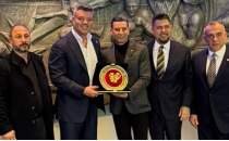 Boks Federasyonu Ba�kan� Hekimo�lu'ndan Saran'a ziyaret!