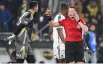 T�pra� Stadyumu'nda tepki pankart�!