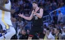 Alperen �eng�nl� Rockets, play-off ilk tur birinci ma��nda Lakers'a kaybetti