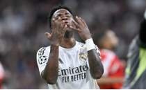 Rafael Van der Vaart'tan Vinicius'a ele�tiri!