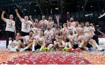 Sungurlu Belediyespor, Efeler Ligi'ne y�kseldi!