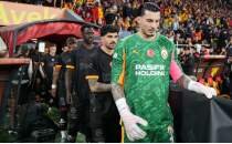 U�urcan �ak�r: 'Allah �arps�n hastal�ktan �l�yorum'