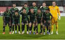 Sakaryaspor, ligde kalma umutlar�n� zora soktu