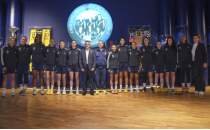 Fenerbah�e Opet Kad�n Basketbol Tak�m�, bas�n mensuplar�yla bulu�tu