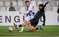 Ke�i�reng�c�, Serik duvar�n� a�amad�