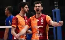 Galatasaray, Halkbank'a set vermedi, finalde Ziraat Bankkart'�n rakibi oldu