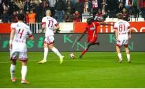 Amed SK, beraberli�i son dakikalarda kurtard�!