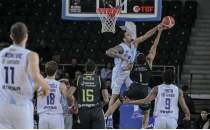 T�rk Telekom, Merkezefendi'yi 9 say� farkla ge�ti!