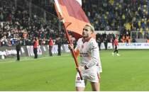 Bar�� Alper Y�lmaz'�n ma� sonu co�kusu!