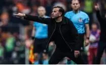 Okan Buruk'tan tak�ma mesaj: �ampiyonluk s�z�!