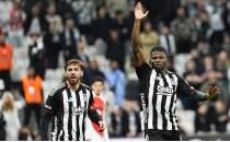 Yazarlardan Be�ikta� yorumlar�