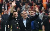Galatasaray'da transferde yeni form�l